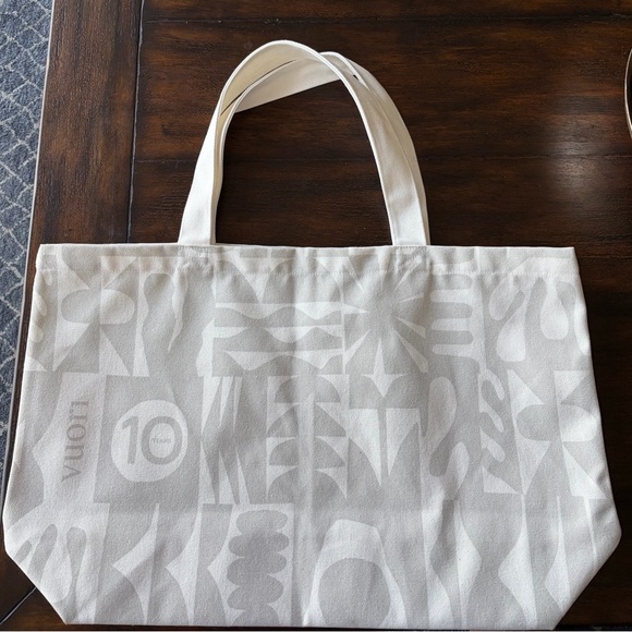 Vuori Handbags - Vuori 10 year Anniversary Patterned Tote Bag